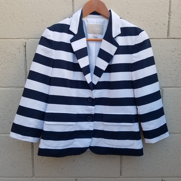 Banana Republic Jackets & Blazers - Banana Republic Striped Blazer Size 6